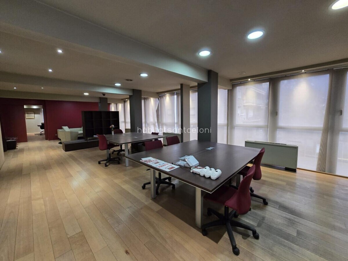 Granollers, BAR 08402 - Unit Pta. 1 - - Interior Photo - Image 1 of 5