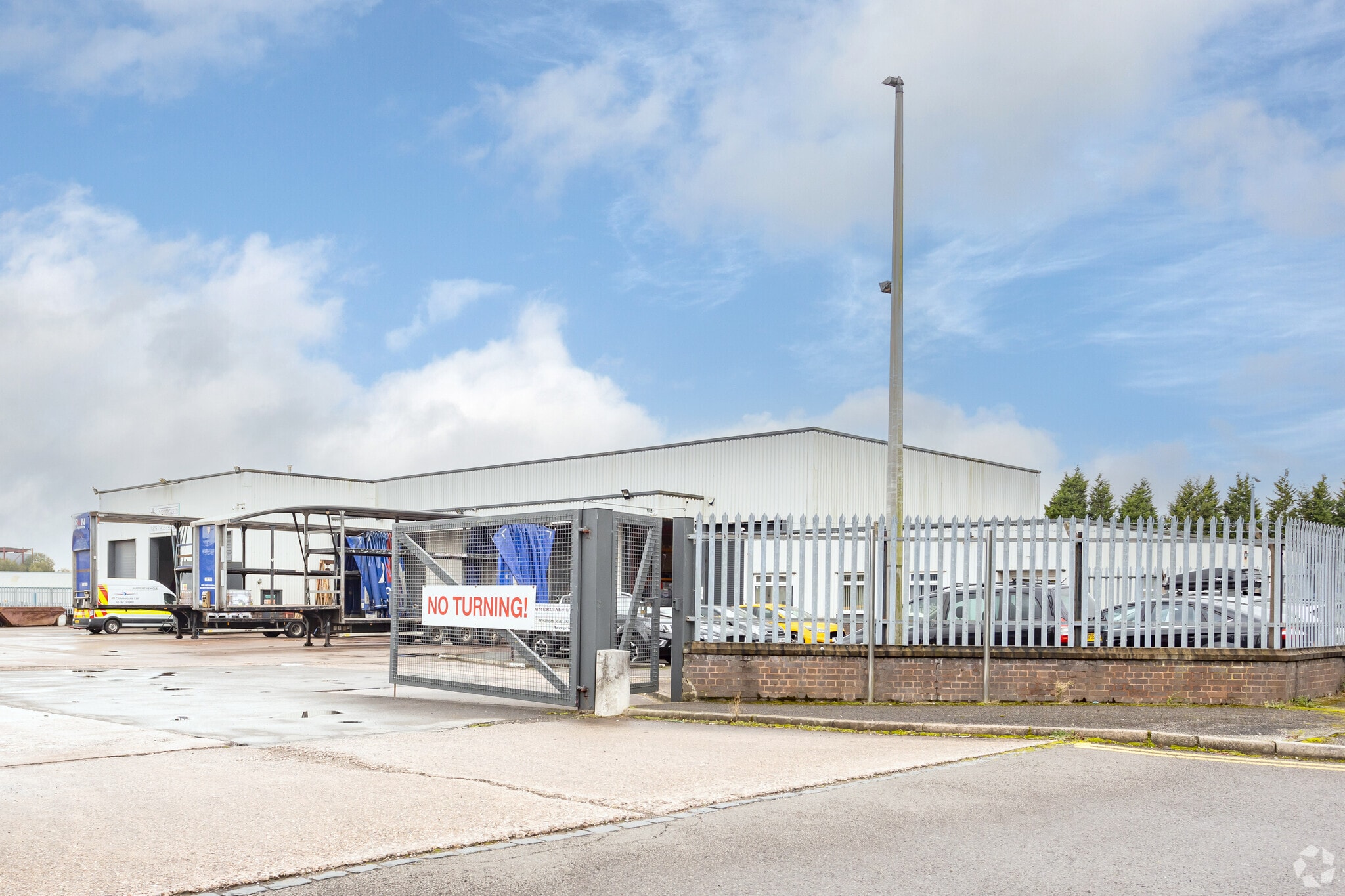 Elswick Rd, Stoke On Trent for sale Primary Photo- Image 1 of 26