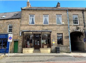 7 Clayport St, Alnwick for sale Primary Photo- Image 1 of 1