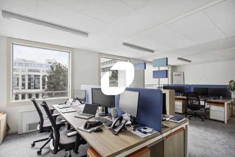 11-19 Rue De La Vanne, Montrouge to rent Interior Photo- Image 1 of 14