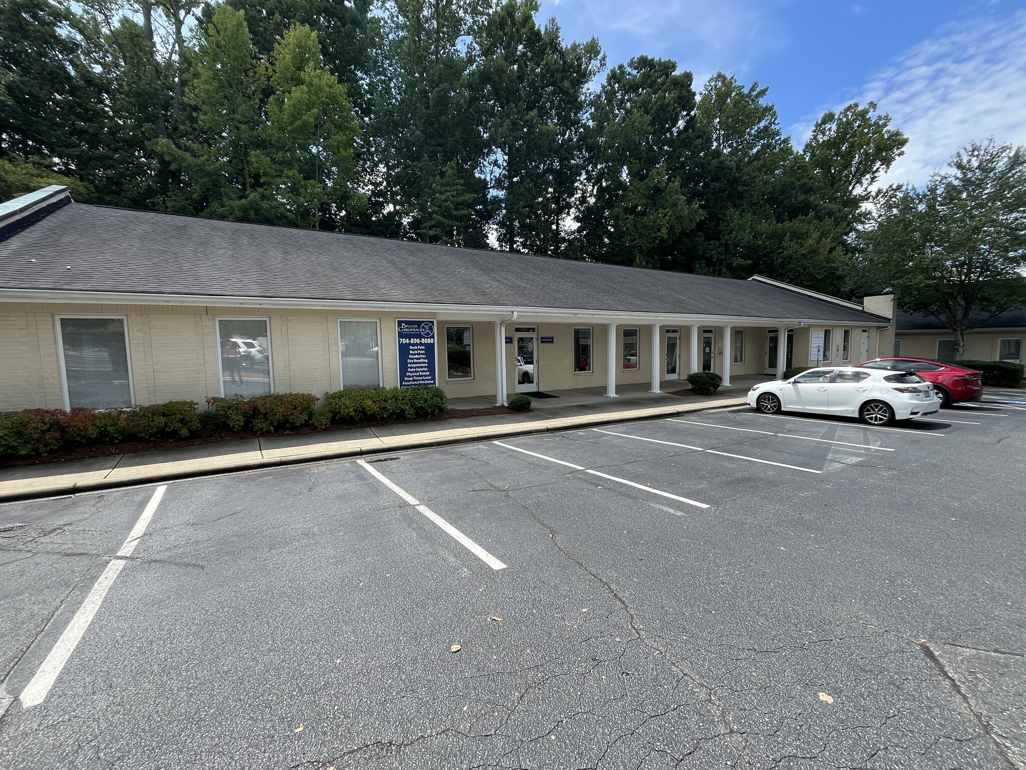 9710-9718 Sam Furr Rd, Huntersville, NC to rent Building Photo- Image 1 of 5