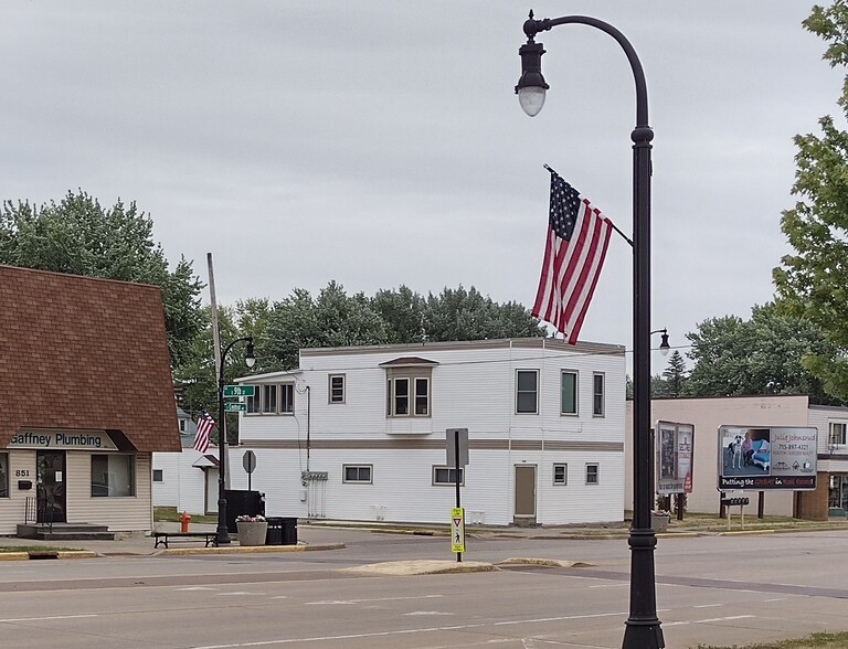 901 S Central Ave, Marshfield, WI for sale - Building Photo - Image 1 of 1