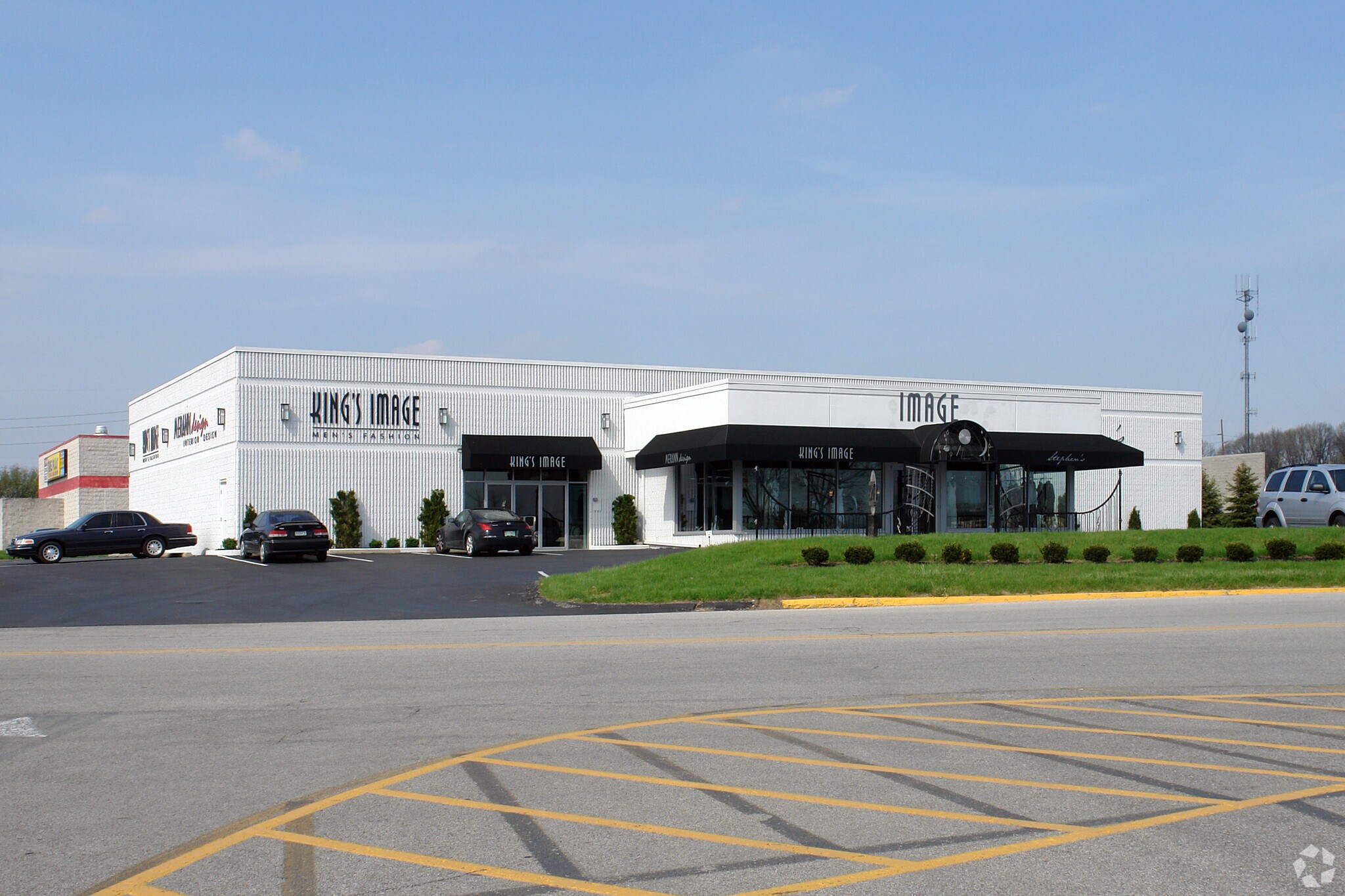 8520 Castleton Square Dr, Indianapolis, IN for sale Building Photo- Image 1 of 1