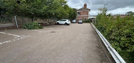 Drummond Dr, Southampton to rent Building Photo- Image 2 of 7