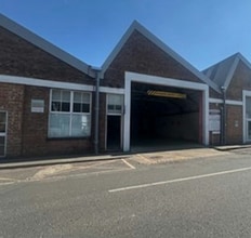 5H Main Dr, Wembley to rent Building Photo- Image 1 of 1