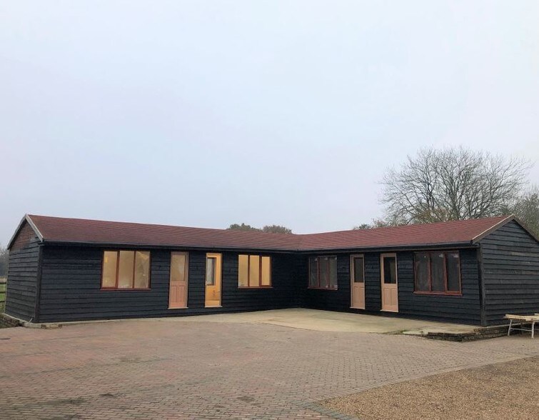 Gaddesden Row, Hemel Hempstead for sale - Primary Photo - Image 1 of 1