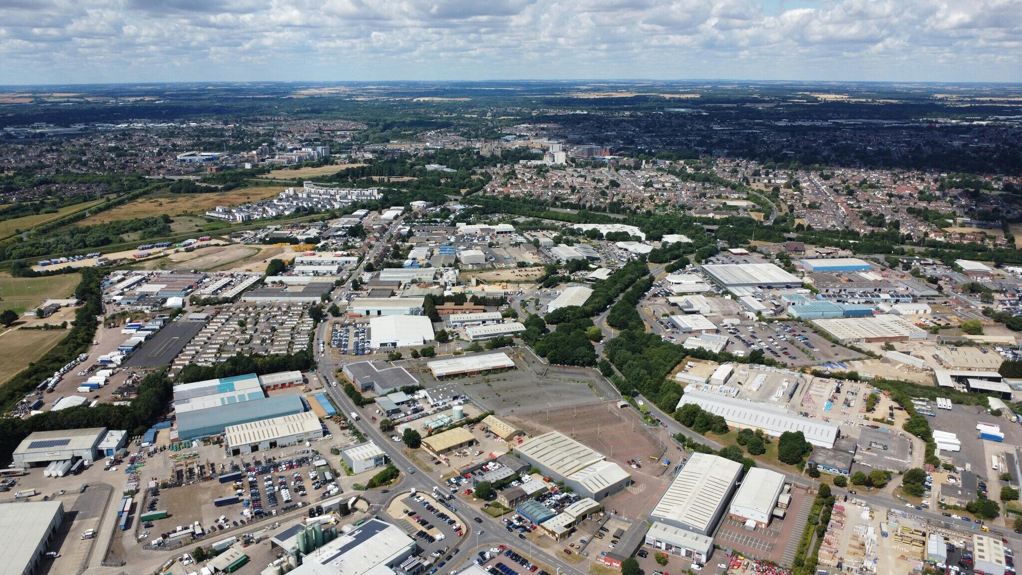 14 Fengate, Peterborough to rent Primary Photo- Image 1 of 5