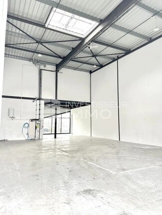 More details for Office, Light Industrial to Rent