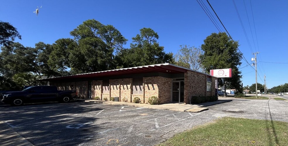 3101 N 12th Ave, Pensacola, FL for rent - Building Photo - Image 3 of 7