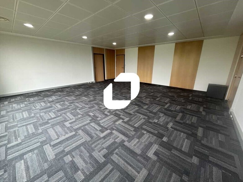 Office in Évry-Courcouronnes for sale - Interior Photo - Image 3 of 14