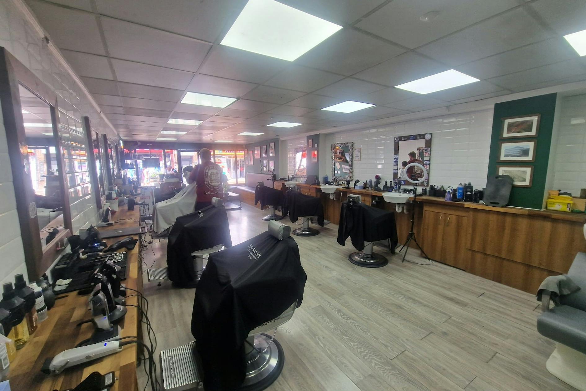 15-16 London St, Basingstoke to rent Interior Photo- Image 1 of 4