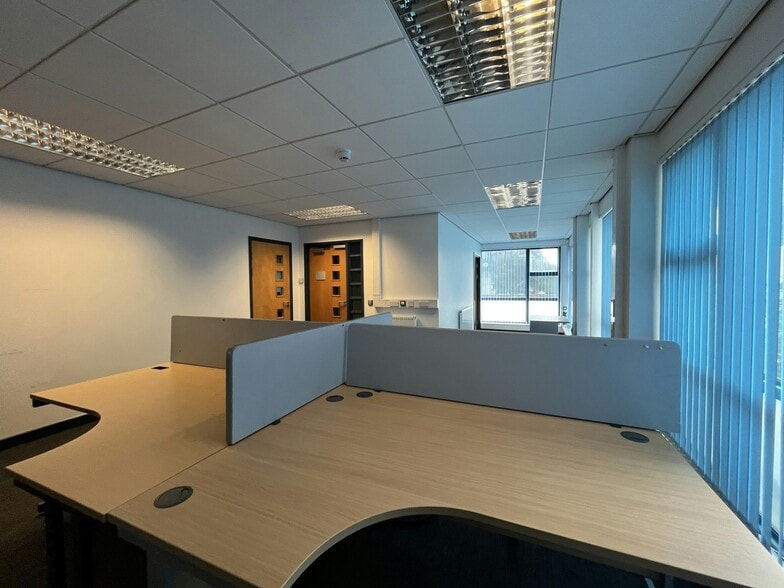 Brynmill Terrace, Sketty to rent - Building Photo - Image 3 of 6