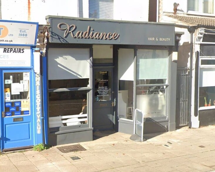 267 London Rd S, Lowestoft for sale - Building Photo - Image 2 of 3