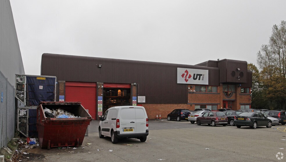 Calder Way, Slough for sale - Primary Photo - Image 1 of 1