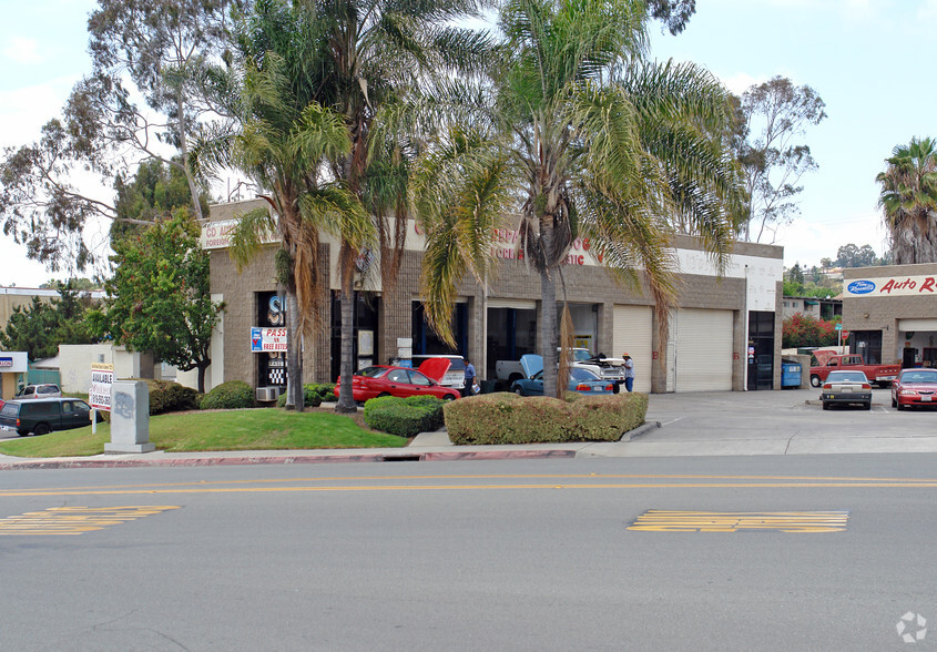 10010-10012 Casa De Oro Blvd, Spring Valley, CA for sale - Primary Photo - Image 1 of 1