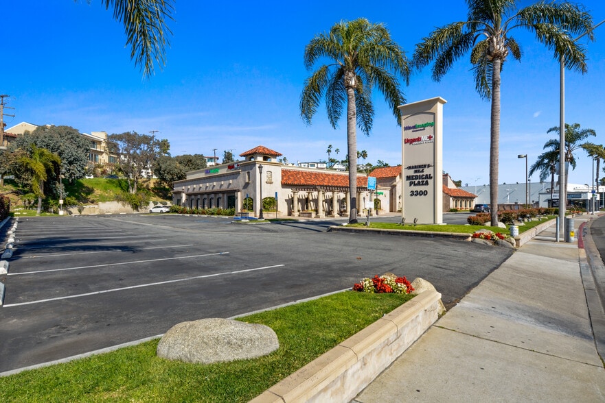 3300 W Coast Hwy, Newport Beach, CA for rent - Building Photo - Image 2 of 8