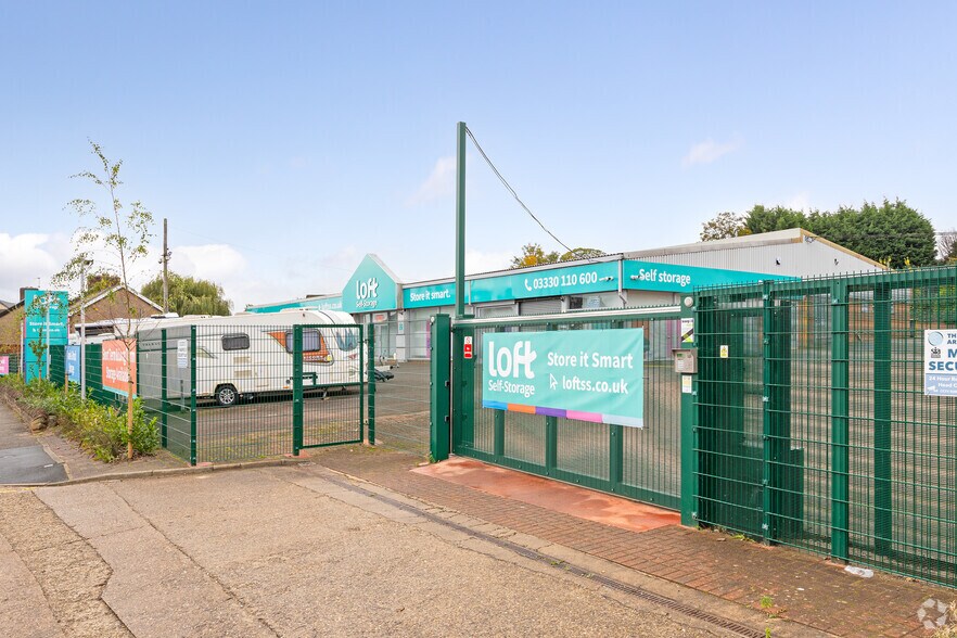 Portland Rd, Hucknall for sale - Primary Photo - Image 1 of 5