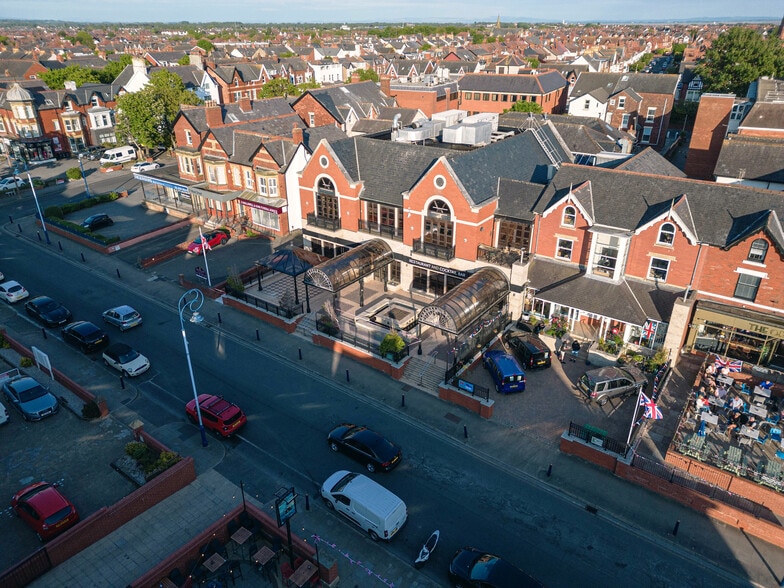 21-23 Wood St, Lytham St Annes to rent - Building Photo - Image 2 of 15