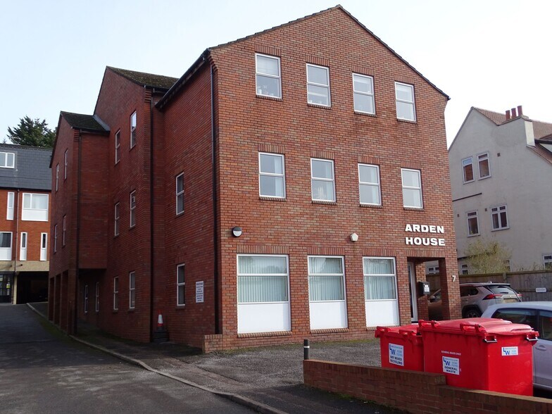 7 Arden Grove, Harpenden for sale - Primary Photo - Image 1 of 1