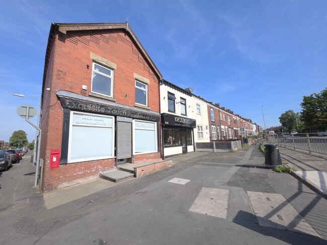 More details for 298 Leigh rd, Bolton - Retail for Sale
