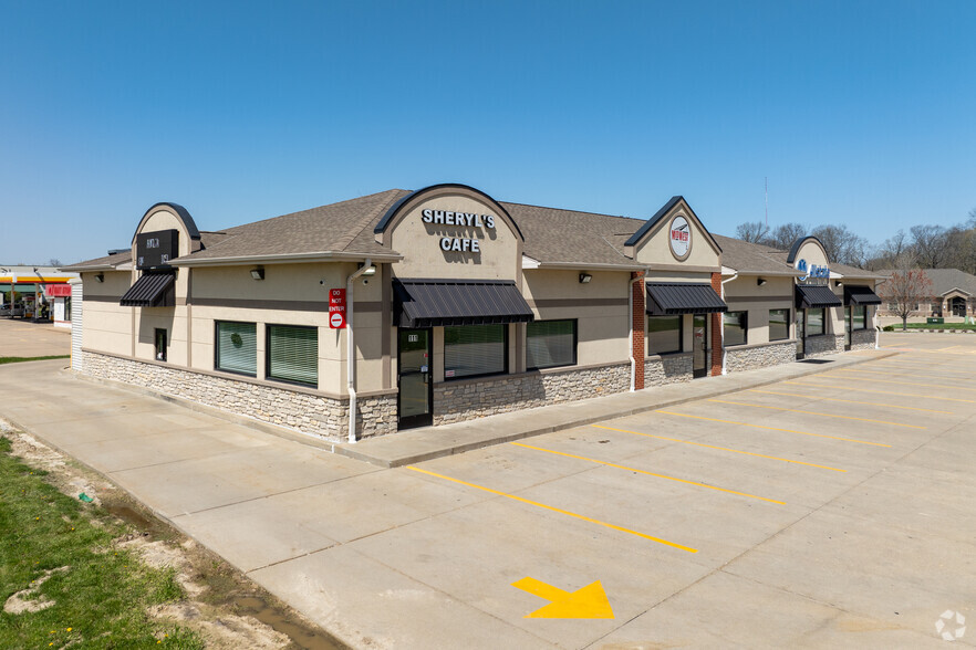 109-111 Eastgate Dr, Washington, IL for rent - Building Photo - Image 1 of 13