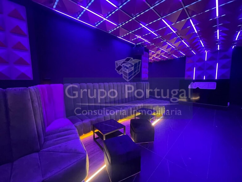 Retail in Madrid, Madrid to rent - Building Photo - Image 3 of 3