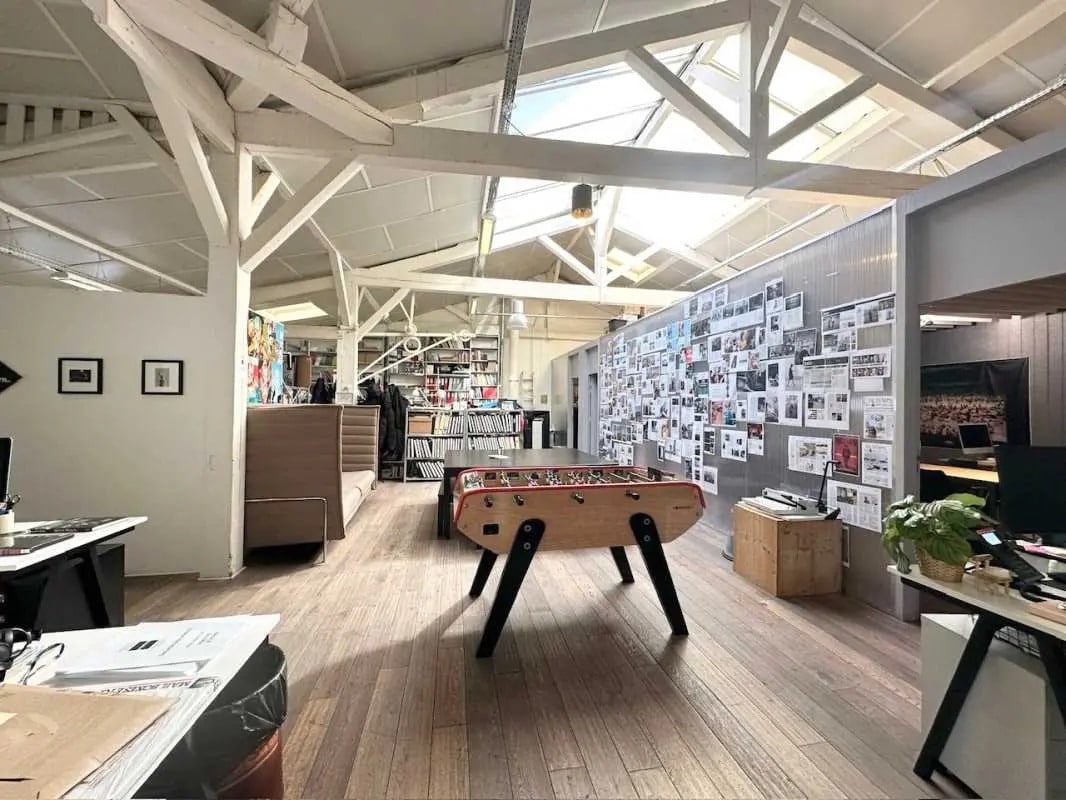 Office / Retail in Paris to rent Interior Photo- Image 1 of 2