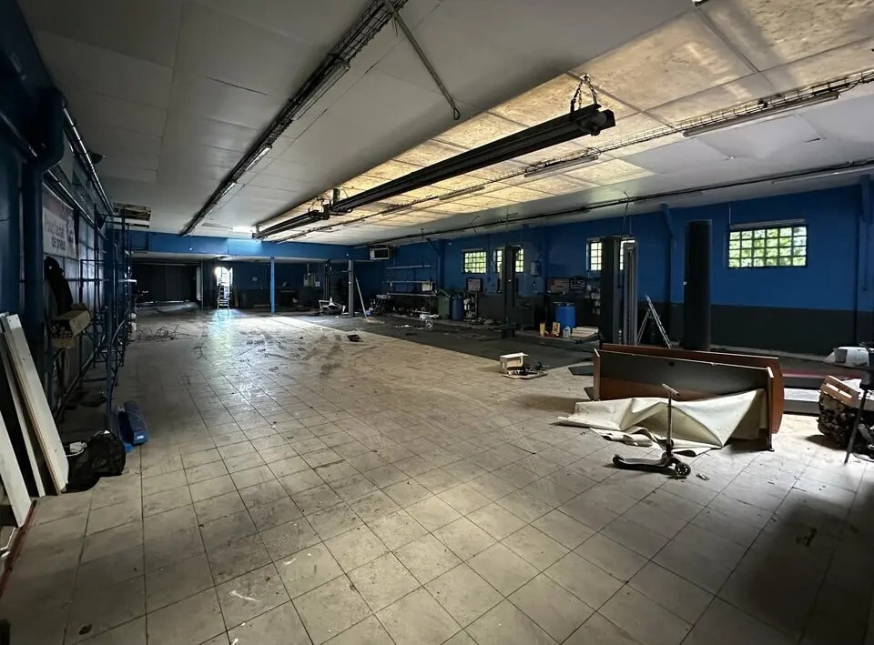 Retail in Maisons-Alfort to rent Interior Photo- Image 1 of 5