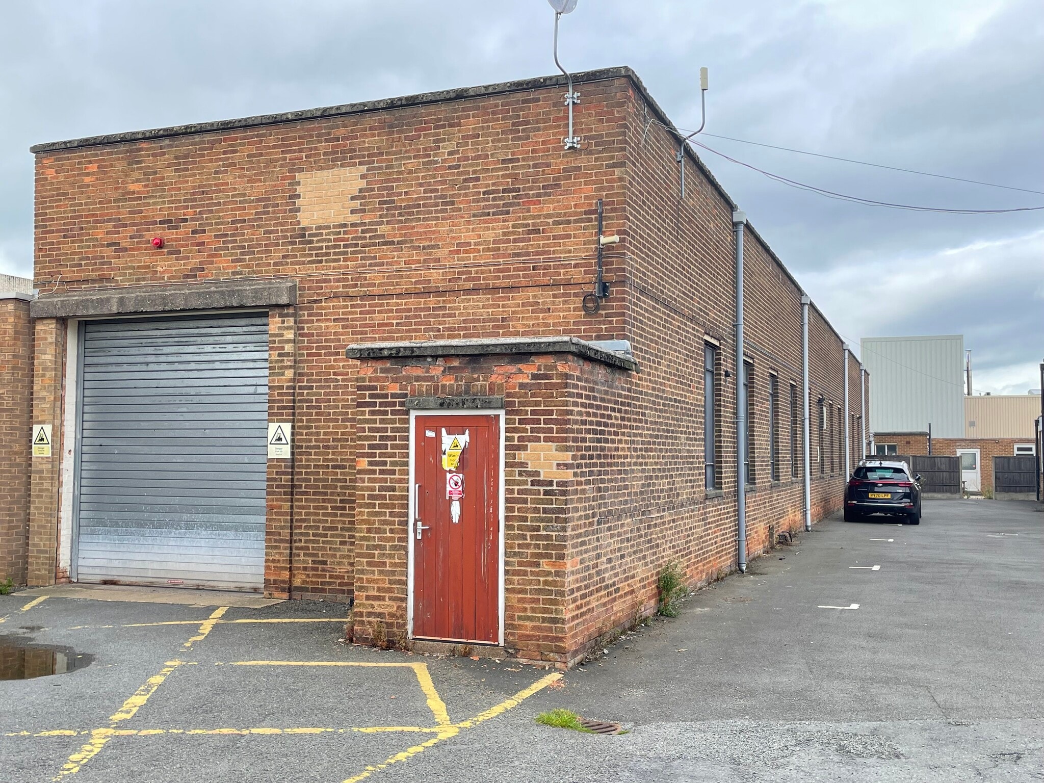 Ashby Rd, Burton On Trent to rent Primary Photo- Image 1 of 2