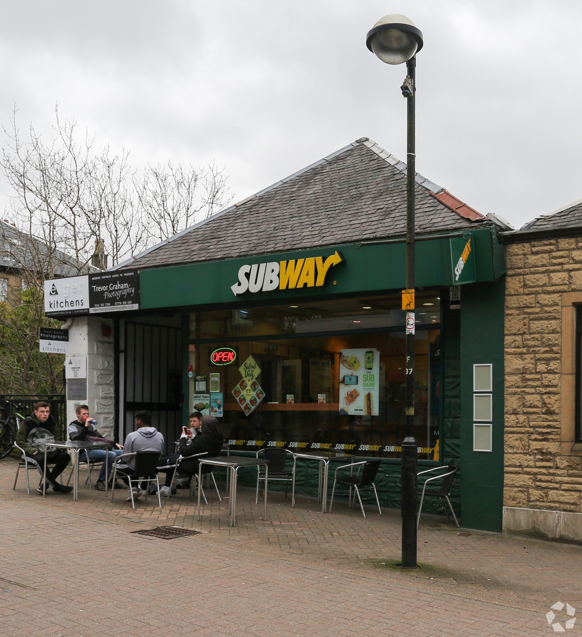 1/11 Douglas St, Milngavie to rent Primary Photo- Image 1 of 8