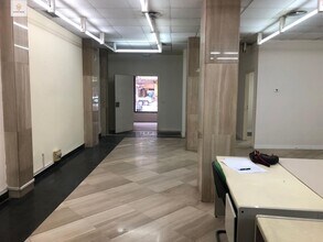 Retail in Cáceres, Cáceres to rent Interior Photo- Image 2 of 5