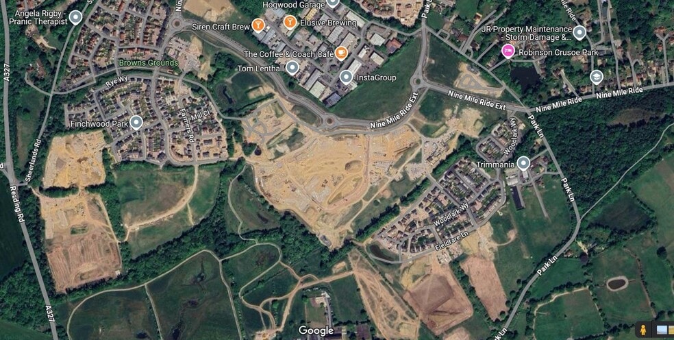 Retail Units, Finchwood Park, Barkham to rent - Building Photo - Image 2 of 3