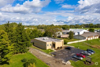 1065 Lake Ave, Woodstock, IL for rent Aerial- Image 1 of 11