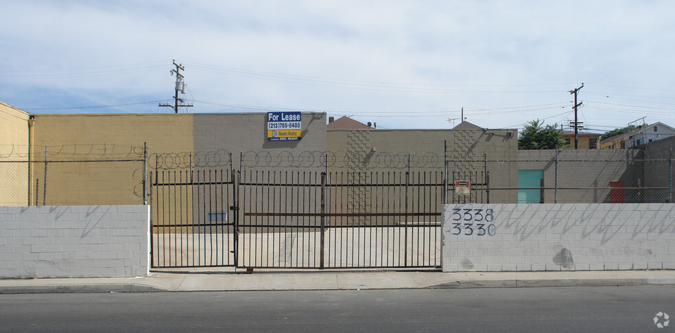 3330 E Fowler St, Los Angeles, CA for rent - Building Photo - Image 2 of 17