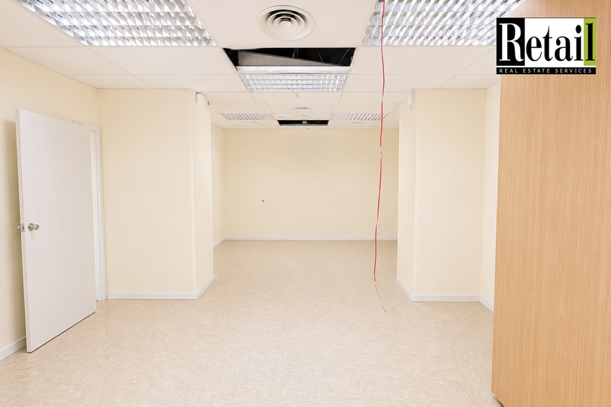 Retail in Madrid, Madrid to rent - Floor Plan - Image 2 of 5