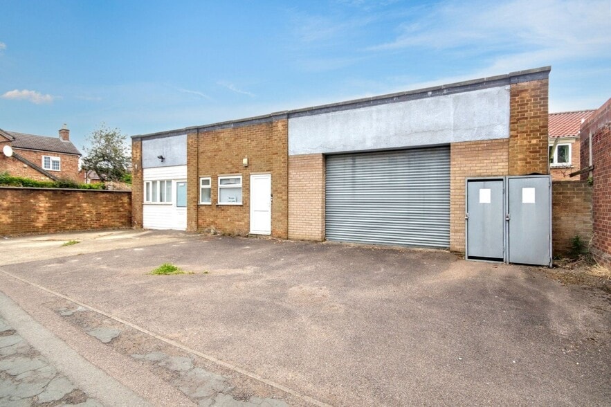 Plough Rd, Peterborough for sale - Primary Photo - Image 1 of 1