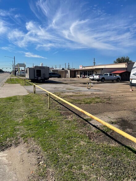 801-809 College Ave, South Houston, TX for sale - Building Photo - Image 1 of 1