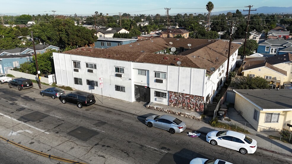 2201 E Compton Blvd, Compton, CA for sale - Building Photo - Image 1 of 1