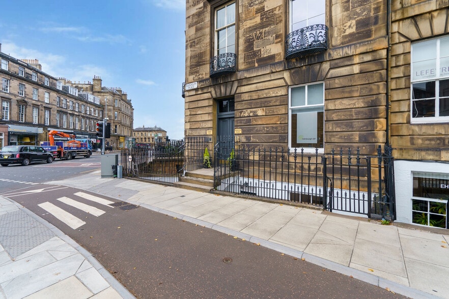 3A Randolph Pl, Edinburgh to rent - Building Photo - Image 1 of 10