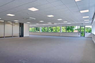 Clifton Park Av, York to rent Interior Photo- Image 2 of 10