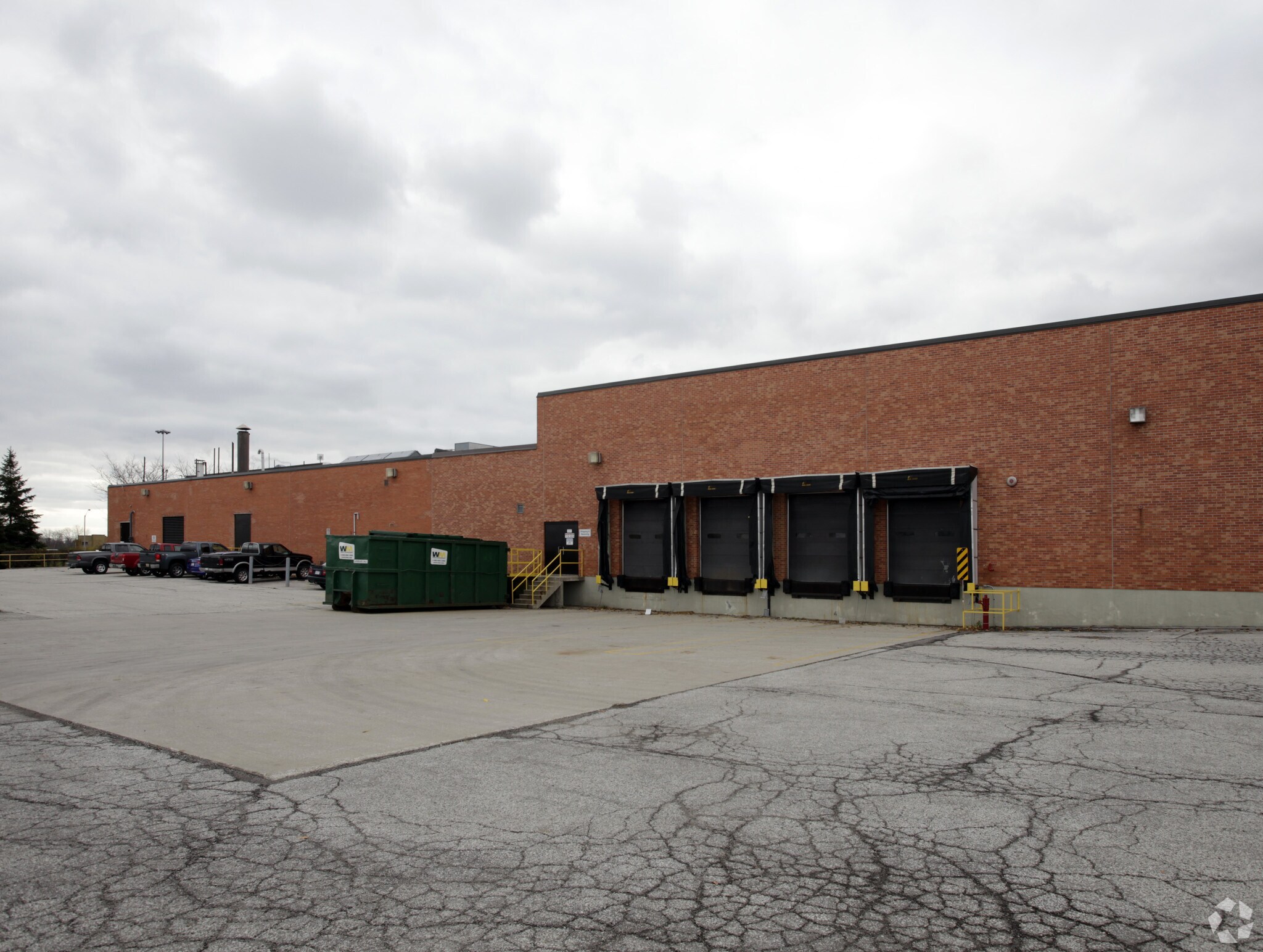 400 Iroquois Shore Rd, Oakville L6H 1M5 Industrial for Sale