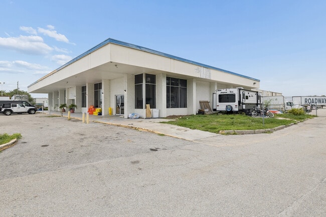 More details for 7501 15th St E, Sarasota, FL - Land for Sale