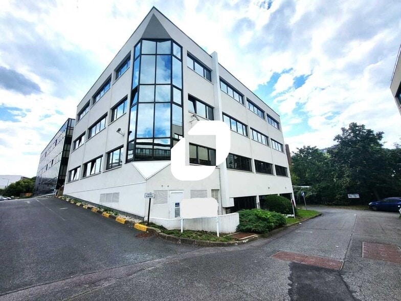 79-81 Rue Pierre Sémard, Châtillon to rent - Building Photo - Image 1 of 15