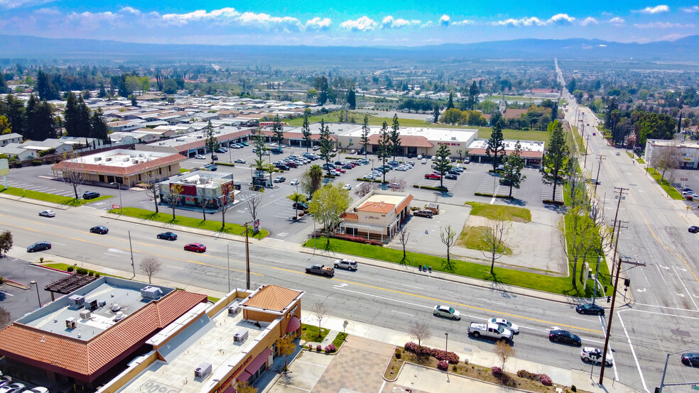 3605-3623 Highland Ave, Highland, CA for rent - Aerial - Image 3 of 11