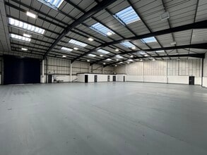 Arkwright Rd, Bedford to rent Interior Photo- Image 1 of 7