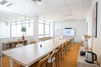 5 Rue Pleyel, Saint-Denis to rent Interior Photo- Image 2 of 3