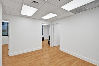 1110 Brickell Ave, Miami, FL to rent Building Photo- Image 2 of 10