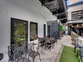 990 Broadway, Dunedin, FL to rent Building Photo- Image 1 of 1