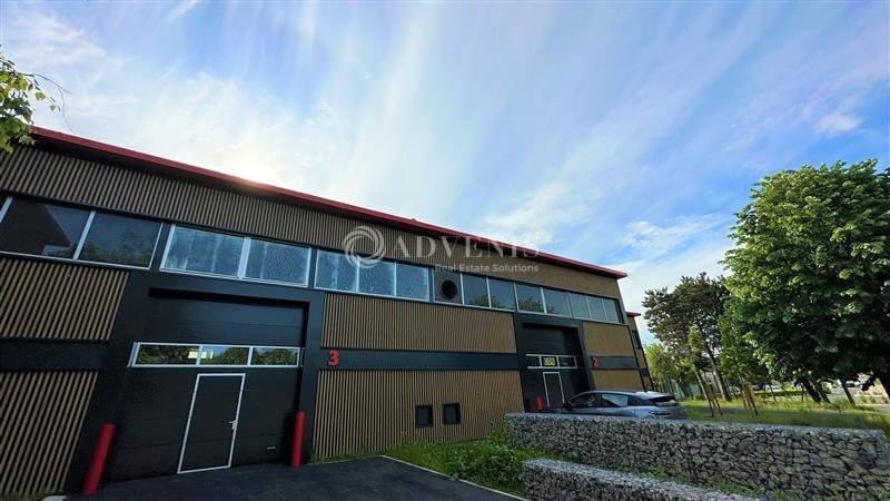 Light Industrial in Bonneuil-sur-Marne to rent - Building Photo - Image 3 of 5