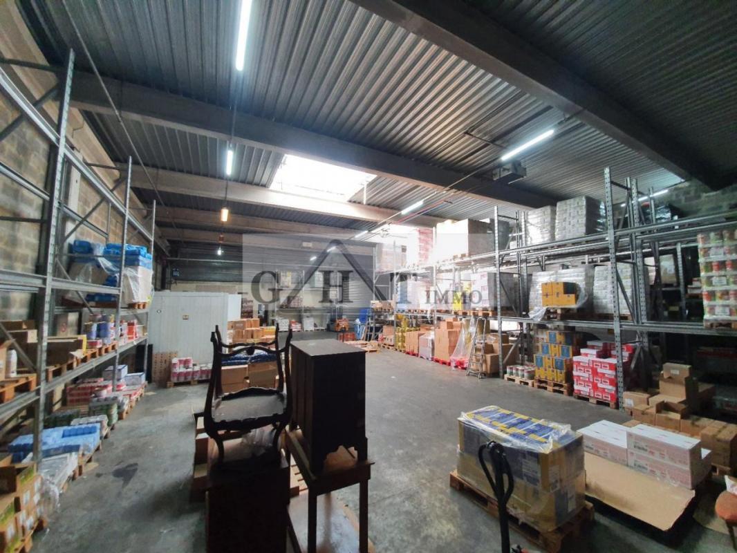 Industrial in Le Bourget to rent Building Photo- Image 1 of 5